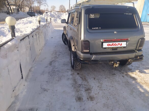 2012 Lada (ВАЗ) 2131 (4x4) 213105 I, серебристый, 430000 рублей - вид 2