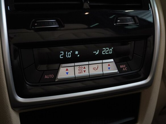 2021 BMW X5 40i IV (G05/G18), серый, 6254000 рублей - вид 16