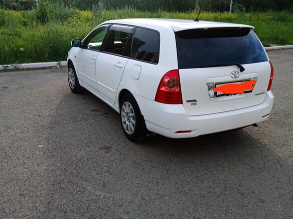2005 Toyota Corolla Fielder IX (E120, E130) Рестайлинг, белый, 590000 рублей - вид 5