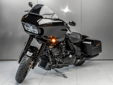 2022 Harley-Davidson Road Glide, чёрный, 3590314 рублей, вид 3