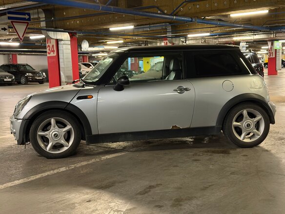 2003 Mini Hatch Cooper I (R50), серебристый - вид 4