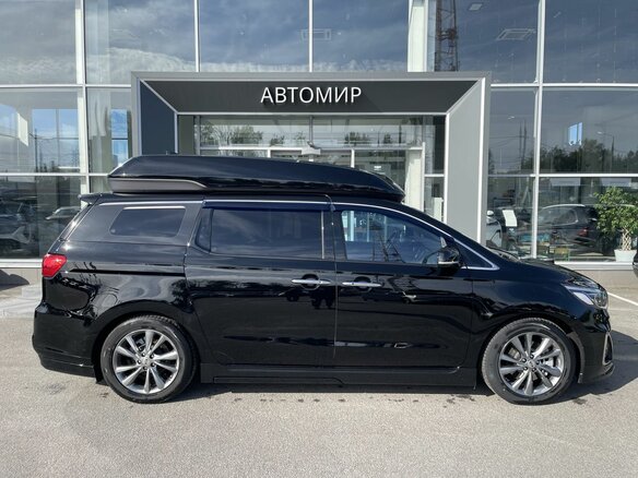 2019 Kia Carnival III, чёрный, 3100000 рублей - вид 3