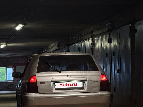 1998 Mazda 323 VI (BJ), белый, 179000 рублей - вид 4