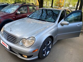 2004 Mercedes-Benz C-Класс 230 II (W203) Рестайлинг, серебристый, 850000 рублей, вид 5