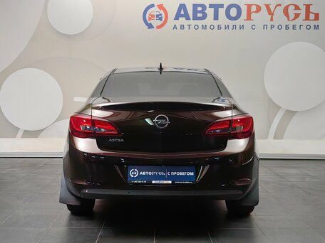 2013 Opel Astra J Рестайлинг, коричневый, 818000 рублей, вид 4