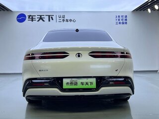 2026 Denza Z9, белый, 9999666 рублей, вид 5