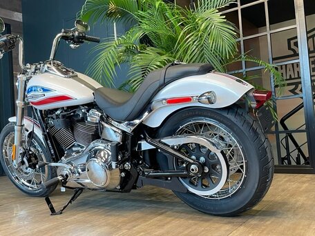 2026 Harley-Davidson Super Glide, белый, 3200000 рублей, вид 5