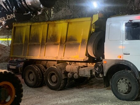 2012 МАЗ 5516, белый, 1700000 рублей, вид 1