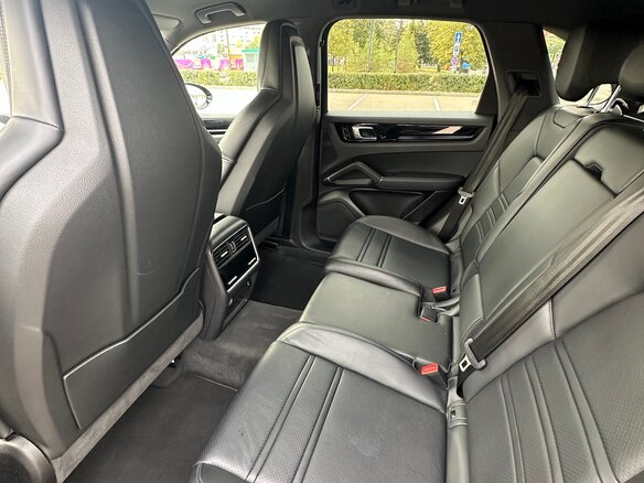 2020 Porsche Cayenne S III, чёрный, 6300000 рублей - вид 23