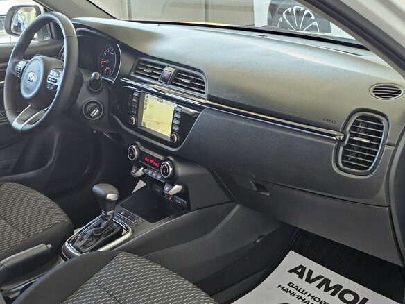 2018 Kia Rio IV, белый - вид 17