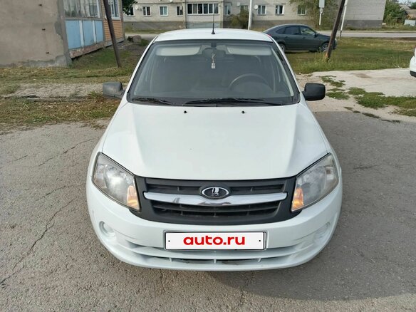 2014 Lada (ВАЗ) Granta I, белый, 267000 рублей - вид 1