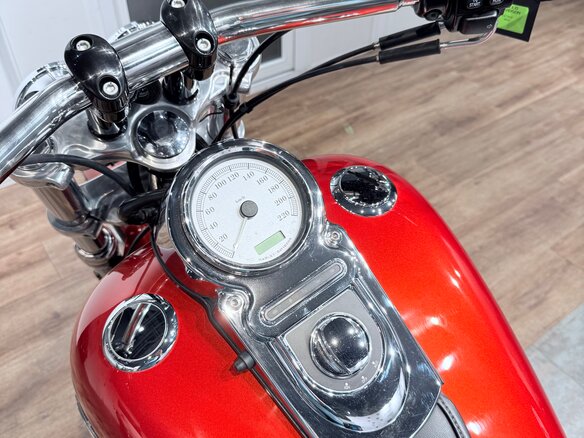 2010 Harley-Davidson Fat Bob, красный, 999000 рублей - вид 19