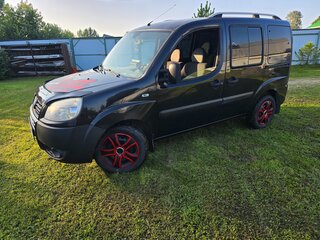 2011 Fiat Doblo I Рестайлинг, чёрный, 570000 рублей, вид 1