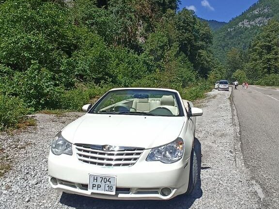 2008 Chrysler Sebring III, белый, 990000 рублей