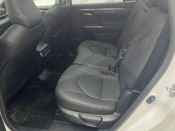 2026 Toyota Highlander IV (XU70), белый, 5329000 рублей - вид 13