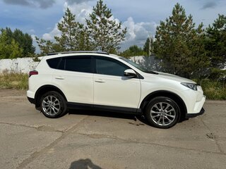 2016 Toyota RAV4 IV (XA40) Рестайлинг, белый, 2250000 рублей, вид 4