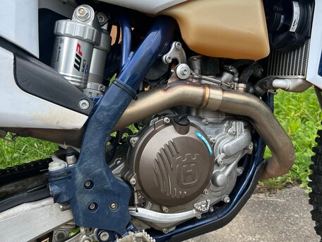 2022 Husqvarna FE 450, белый, 890000 рублей, вид 2