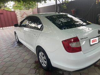 2016 Skoda Rapid I, белый, 650000 рублей, вид 5