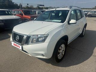 2016 Nissan Terrano III (D10), белый, 877000 рублей, вид 1