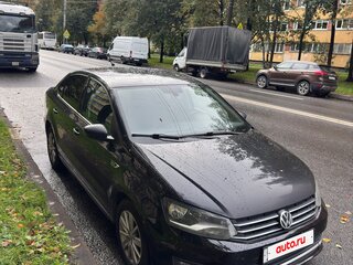 2017 Volkswagen Polo V Рестайлинг, чёрный, 660000 рублей, вид 4