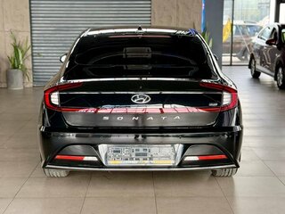 2022 Hyundai Sonata VIII (DN8), чёрный, 2900000 рублей, вид 5