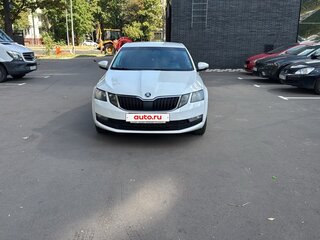 2018 Skoda Octavia III (A7) Рестайлинг, белый, 850000 рублей, вид 3