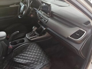 2022 Kia Seltos I, серебристый, 2600000 рублей, вид 4