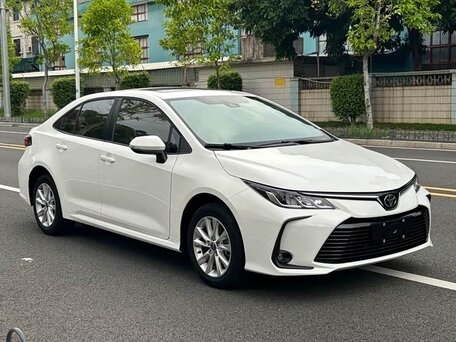 Toyota Corolla XII (E210)