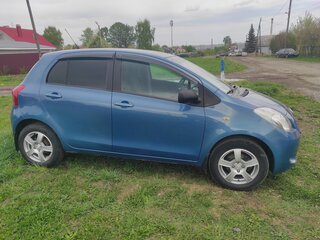 2006 Toyota Yaris II, синий, 425000 рублей, вид 3