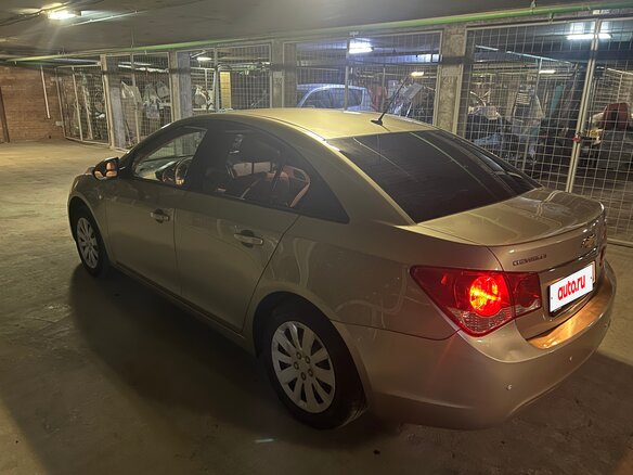2011 Chevrolet Cruze I, бежевый - вид 3
