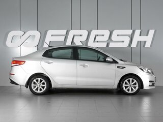 2017 Kia Rio III Рестайлинг, серебристый, 989000 рублей, вид 5