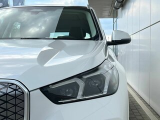 2025 BMW iX1 eDrive 25L, белый, 5390000 рублей, вид 4