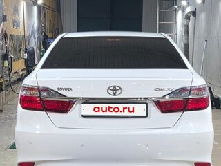 2015 Toyota Camry VII (XV50) Рестайлинг, белый, 1980000 рублей, вид 2