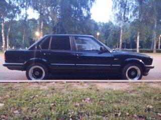 1984 BMW 3 серии 323i II (E30), чёрный, 1000000 рублей, вид 3