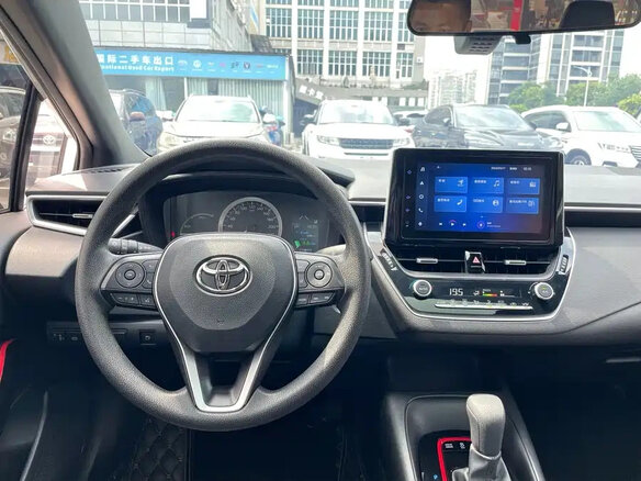 2023 Toyota Corolla Sporty XII (E210), белый, 1699000 рублей - вид 25