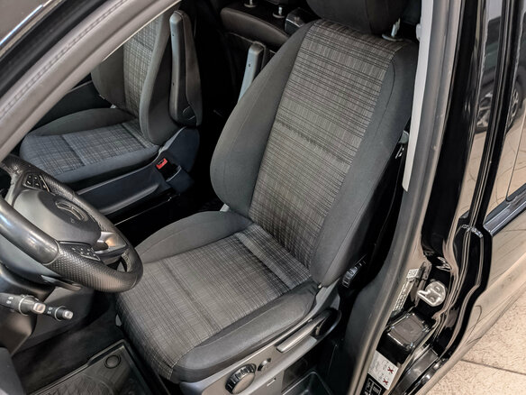 2019 Mercedes-Benz Vito 114 CDI L2 III (W447), чёрный, 3800000 рублей - вид 20