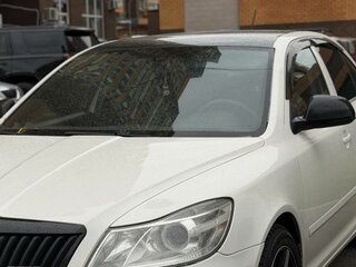 2011 Skoda Octavia RS II Рестайлинг, белый, 780000 рублей, вид 2