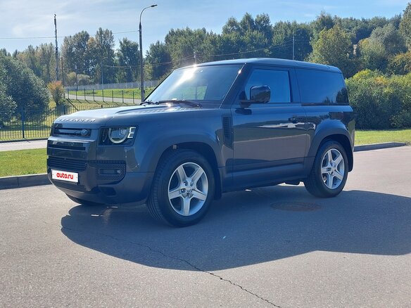 2021 Land Rover Defender 90 II, серый, 6900000 рублей - вид 3