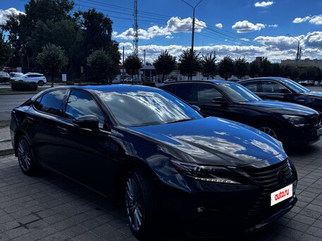 2017 Lexus ES 350 VI Рестайлинг, чёрный, 3850000 рублей, вид 3