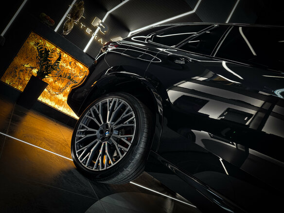 2025 BMW X5 40d IV (G05/G18) Рестайлинг, чёрный, 15600000 рублей - вид 6