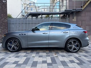 2021 Maserati Levante GT Hybrid I Рестайлинг, серый, 7000000 рублей, вид 5