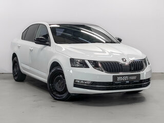 2017 Skoda Octavia III (A7) Рестайлинг, белый, 1515000 рублей, вид 3