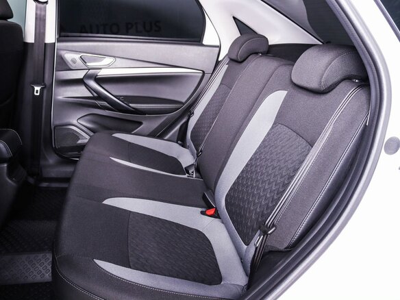 2024 Lada (ВАЗ) Vesta I Рестайлинг (NG), белый - вид 8