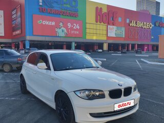 2011 BMW 1 серии 116i I (E81/E82/E87/E88) Рестайлинг, белый, 800000 рублей, вид 3