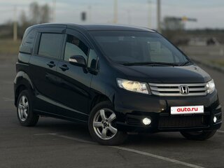 2013 Honda Freed Spike I Рестайлинг, чёрный, 1150000 рублей, вид 2