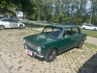 1979 Lada (ВАЗ) 21011, зелёный, 300000 рублей, вид 1