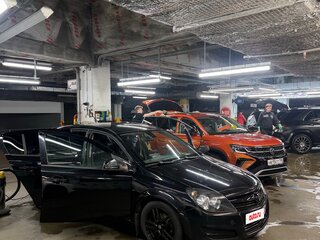 2010 Opel Astra H Рестайлинг, чёрный, 550000 рублей, вид 1