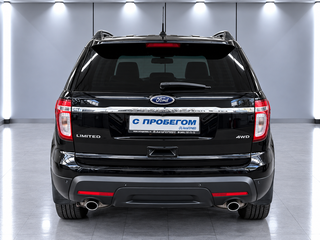 2015 Ford Explorer V, чёрный, 2590000 рублей, вид 3