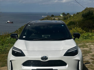 2023 Toyota Yaris Cross I, белый, 2100000 рублей, вид 2