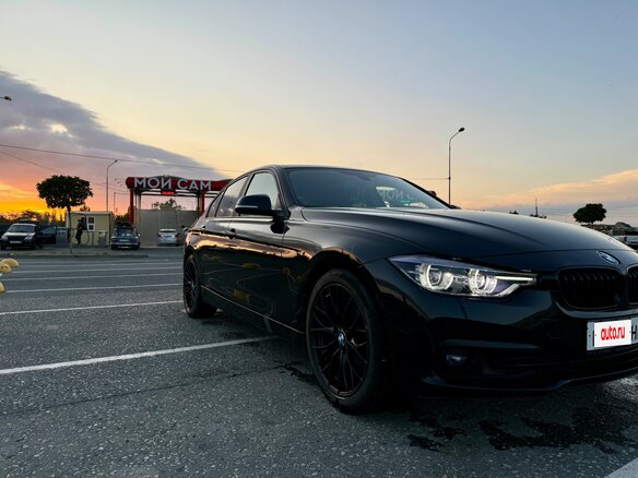 2018 BMW 3 серии 318i VI (F3x) Рестайлинг, чёрный, 2650000 рублей - вид 2